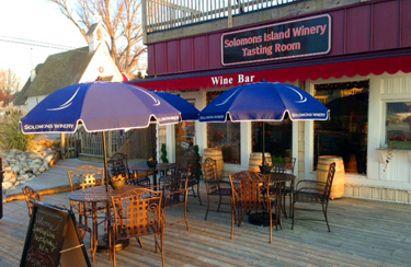 Solomons Island Winery exterior and patio